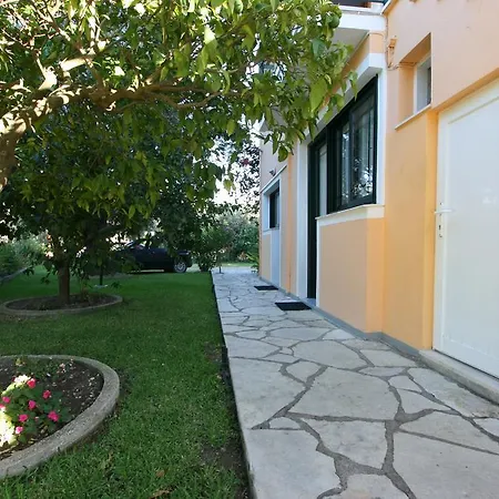Guest house Niriton